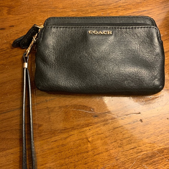 Coach wristlet - Picture 3 of 4